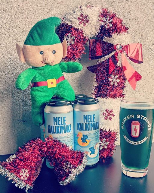 📢10 MINUTE WARNING📢 🎄Mele Kalikimaka – Blue Raspberry Sour 4-pack 16oz cans $18